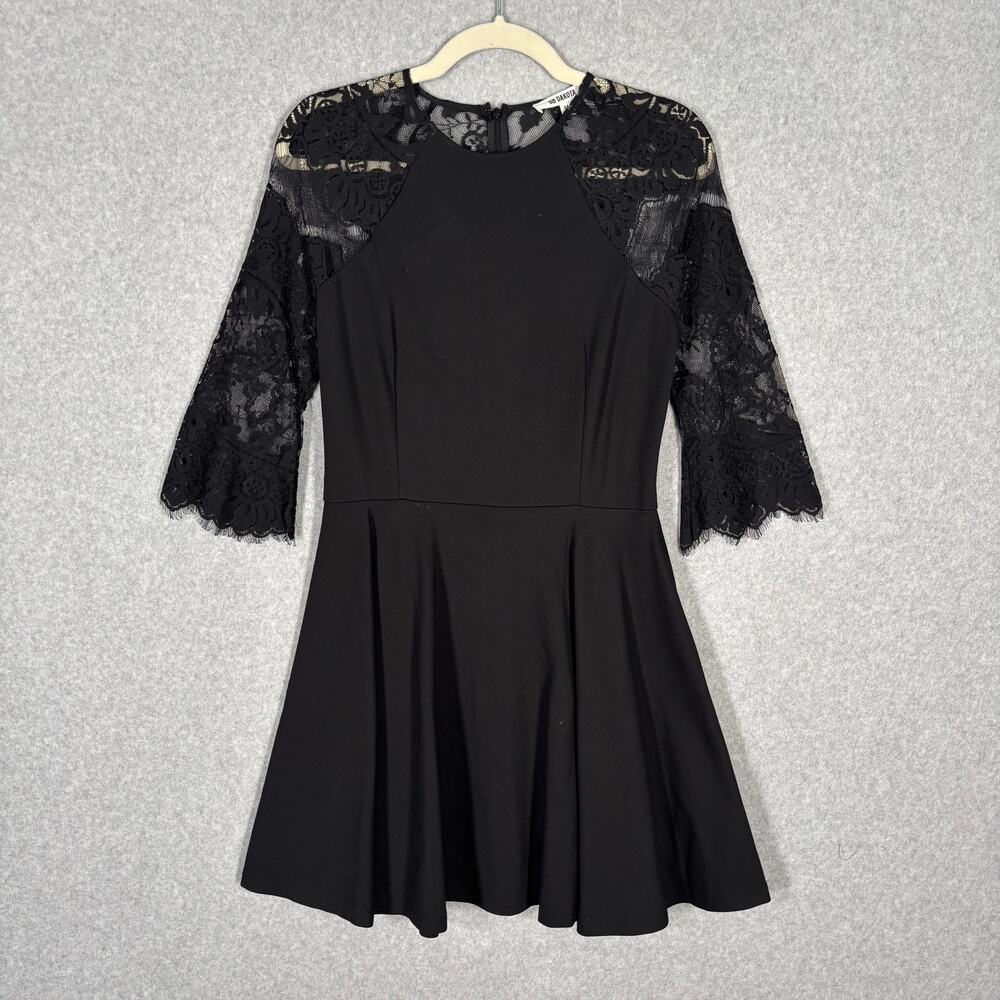 BB Dakota Dress Medium Black Mini Lace Sheer Back Witchy Whimsy Boho Party Sexy‎